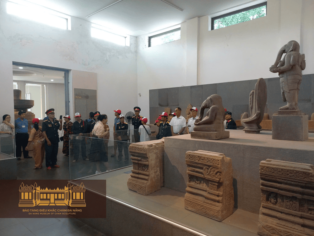 Situated on 2 Thang 9 Street, the museum lies in the vibrant center of Da Nang City (Source: Bảo tàng Điêu khắc Chăm Đà Nẵng - Da Nang Museum of Cham Sculpture)